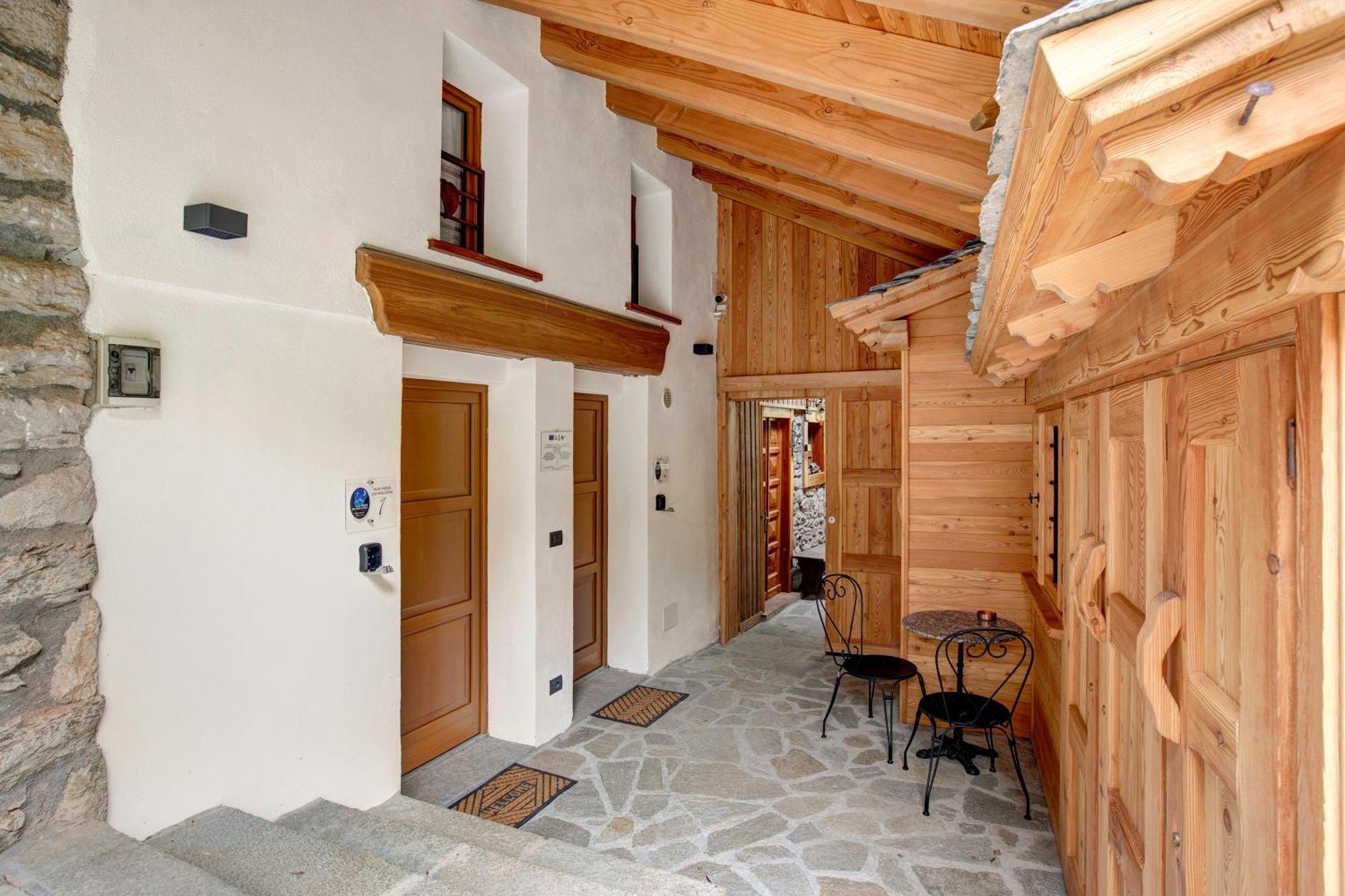 Апартаменти Aux Pieds Du Malatra' 1 Сен-Ремі-ан-Босс Екстер'єр фото